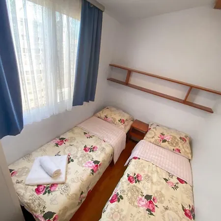 Mobilheim 6 Personen Pool Am *